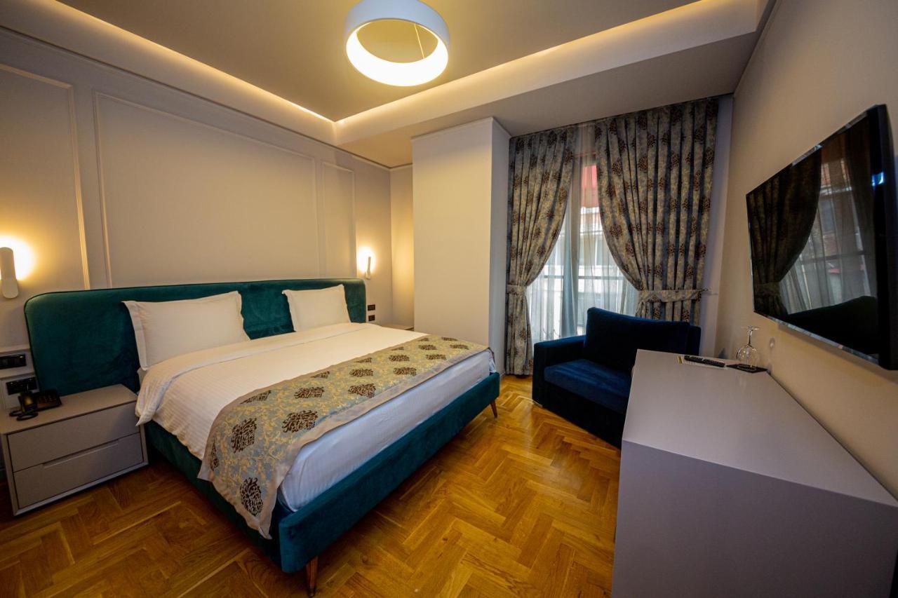 Center Hotel 4*